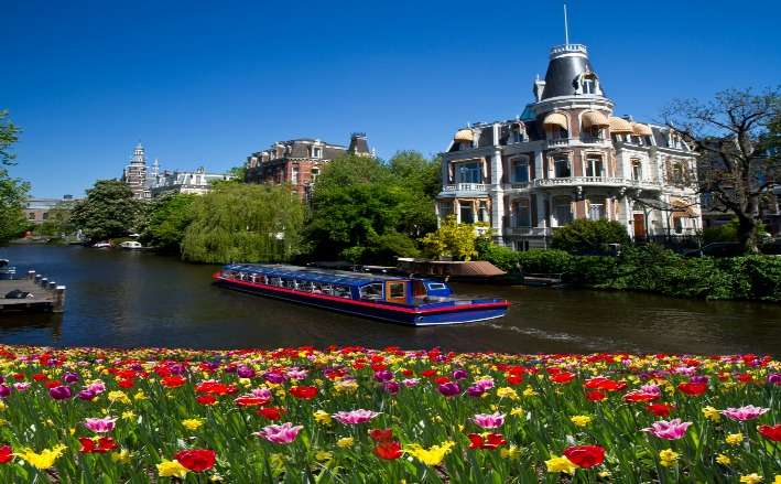 Ecstatic Amsterdam, Brussels and France Honeymoon Package