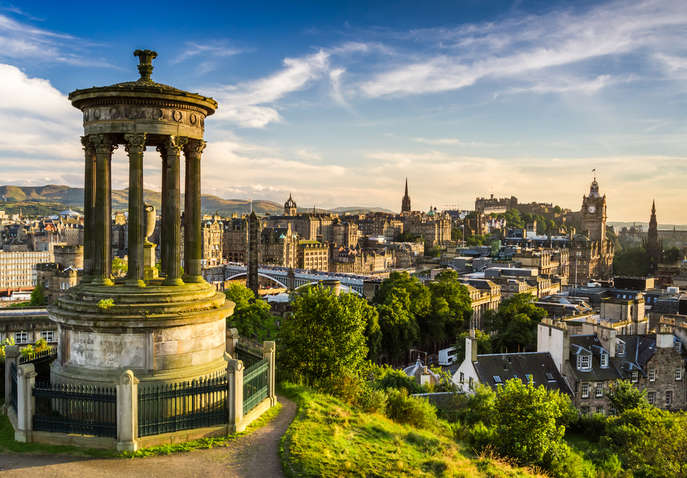 Enlivening London And Edinburgh Tour Package