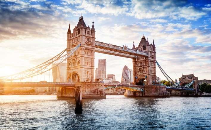 Enchanting London Honeymoon Package