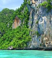 Stunning Phuket Honeymoon Package