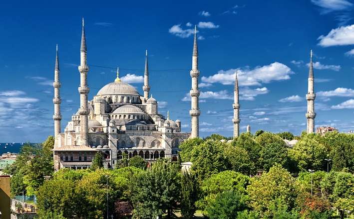 Irresistible Istanbul Tour Package From Delhi