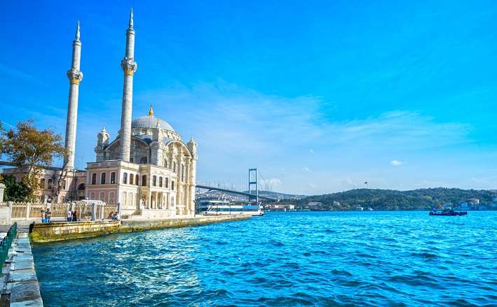 Irresistible Istanbul Tour Package From Delhi