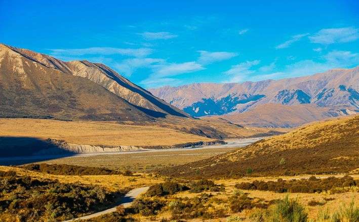 14 Days Tour Package To New Zealand With Airfare