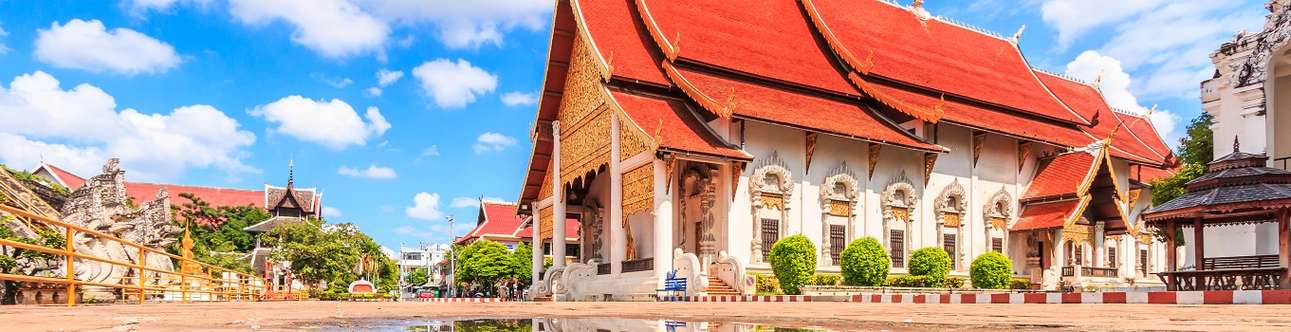 Visit the Wat Chedi Luang In Chiang Mai 
