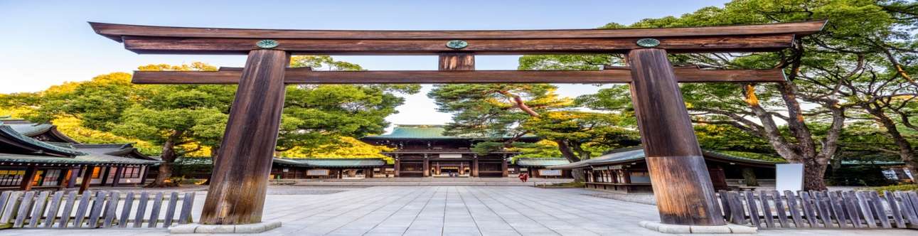 Visit the Meiji Shrine in Tokyo