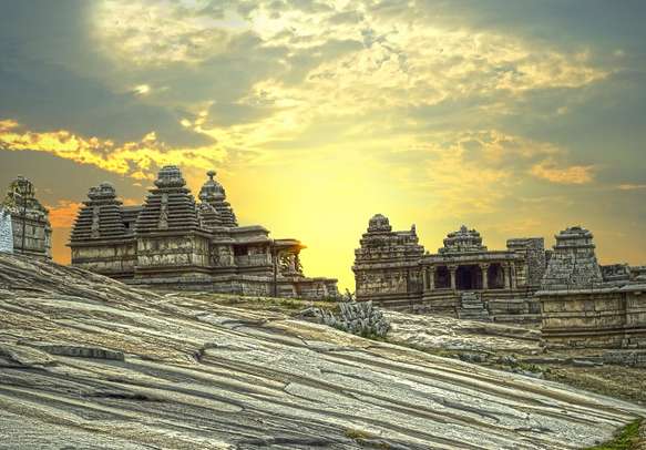 Explore the entire Vijayanagara Empire