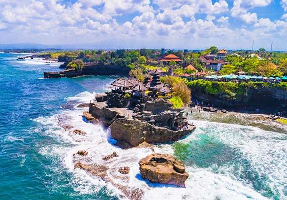 Spectacular view of the Tanah Lot Temple