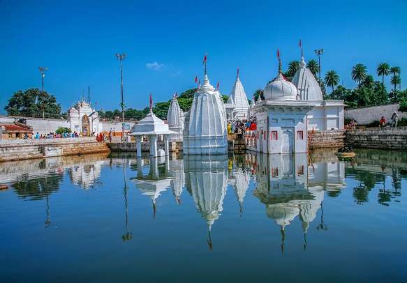 Witness the serene Narmada Udgam Point