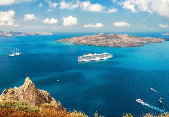 Explore the mesmerising Santorini Island