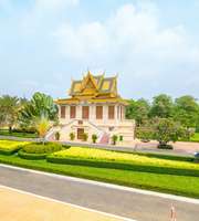 Reviving Vietnam Sightseeing Tour Package