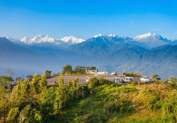 You would not be able to resist the splendor of nature at Kanchenjunga Veiwpoint in Pelling