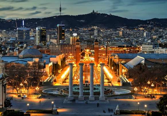 The bewitching Barcelona after sunset