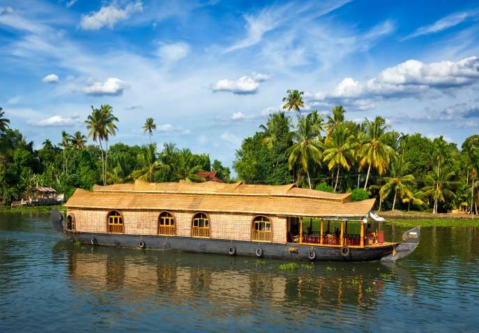 tour package of kerala from delhi