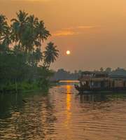 Charismatic Kerala Couple Tour Package From Chennai