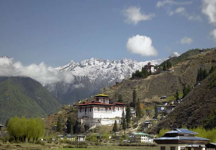 how to travel bhutan from kolkata