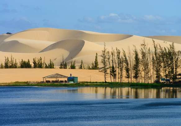  White sand dune in Mui Ne
