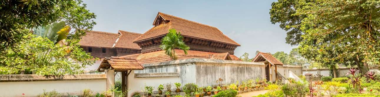 Visit the Krishnapuram Palace in Alleppey to stunning in the grand Kerala style of architecture