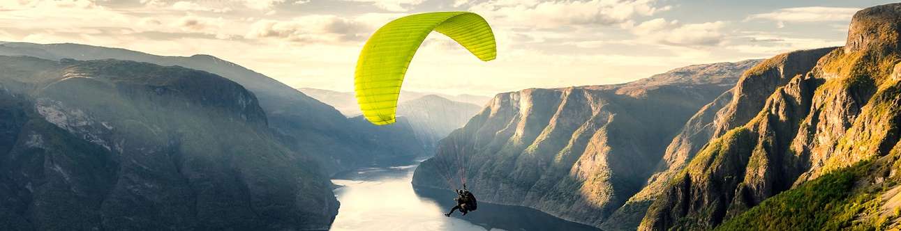 Enjoy the thrill of paragliding in Dalhousie
