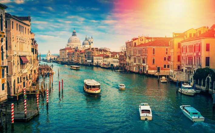 14 Days Tour Package To Italy With Airfare