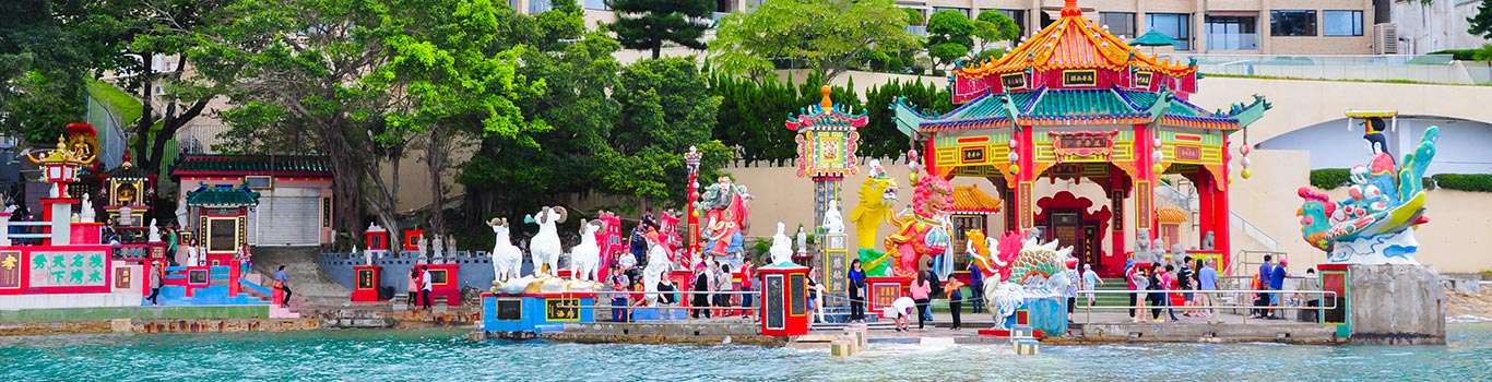 The most luxurious beach of Hong Kong