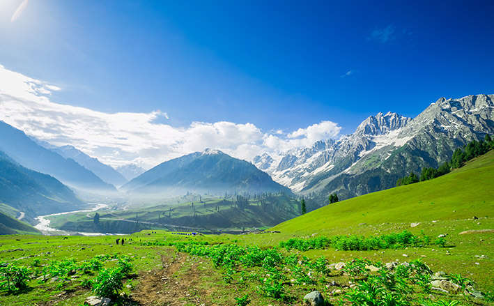 Kashmir Tour Package For 4 Nights 5 Days