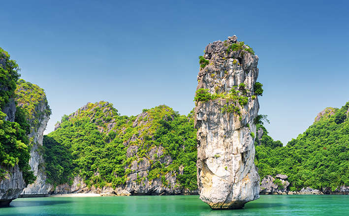 6 Days Tour Package To Vietnam With Airfare