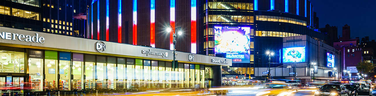 Enjoy in the Madison Square Garden 