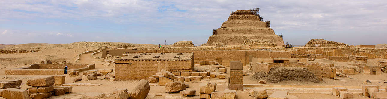 Explore the Saqqara in Egypt