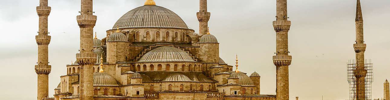 Visit the Mosque in Instanbul