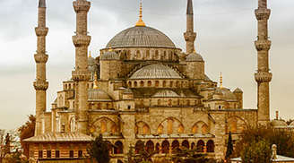 Explore the Blue Mosque in Instanbul