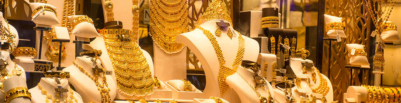 Visit the Gold Souk in Dubai 