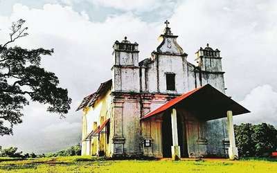 visit Three Kings Chapel in goa
