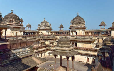 Orchha Fort