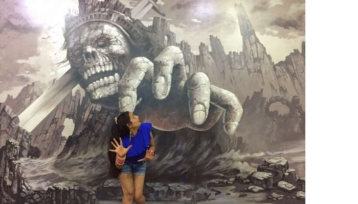 pankaj honeymoon trip to bali: posing at the 3d art museum