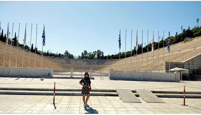 sightseeing in Greece