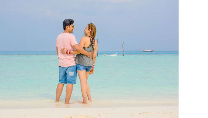 ankit wadhwa maldives honeymoon: photoshoot beach relaxing