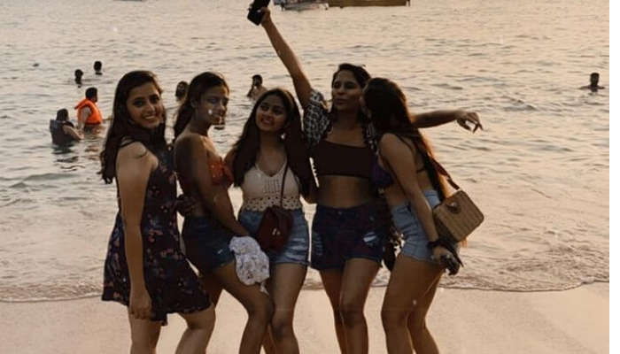 Sanjana S 5 Days Group Trip To Goa Has All The Tips You Need In 2021 Main stream places (i love to visit these places with friends). sanjana s 5 days group trip to goa has