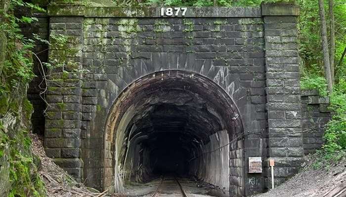 The haunted Screaming Tunnel located near Niagara Falls at Ontario