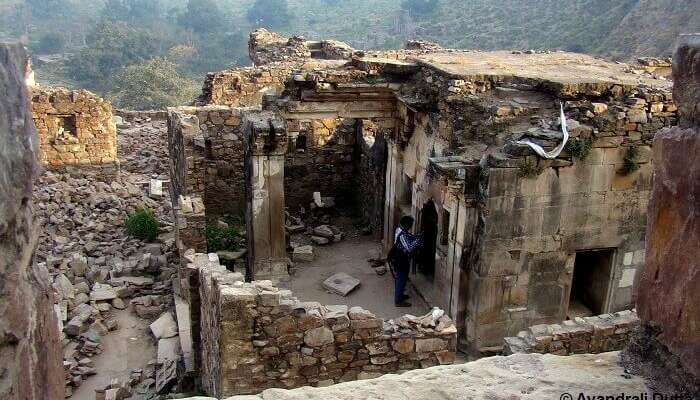 Bhangarh Fort The Most Haunted Place In India