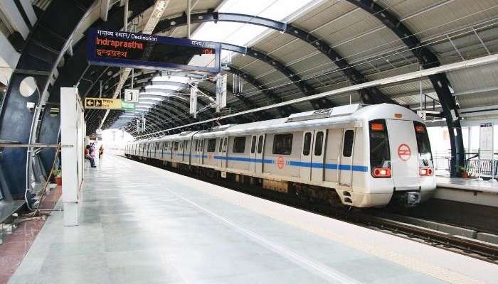 Delhi metros save the travellers from the wrath of the weather