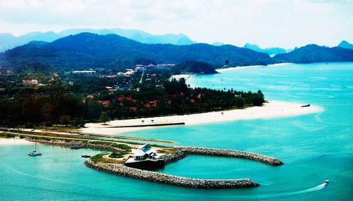 Langkawi - the most picturesque beach in Malaysia