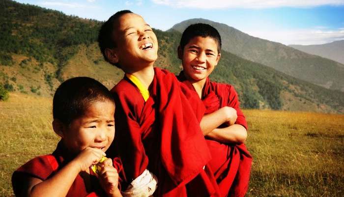 Volunteer with the monks in Sikkim