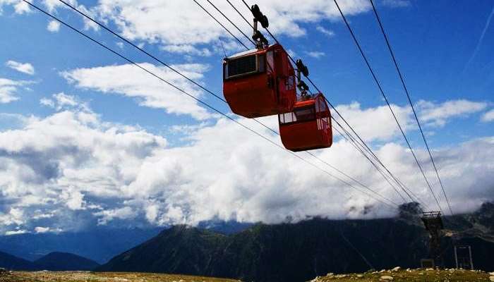 Enjoy Ropeway of Nainital