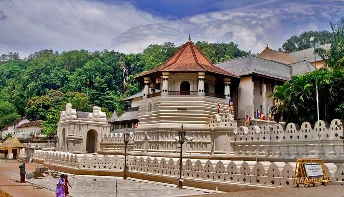 famoustemple in Sri Lanka