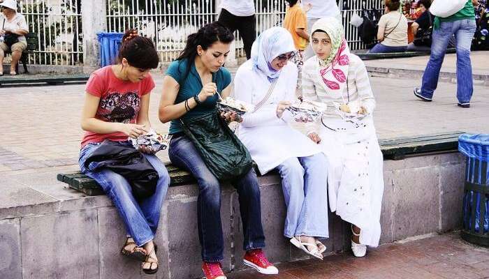 Burka ir jokios burkos Turkijoje