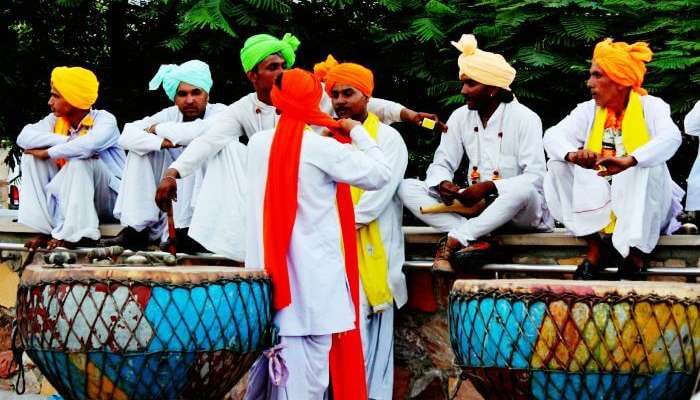 Performers at Delhi Haat