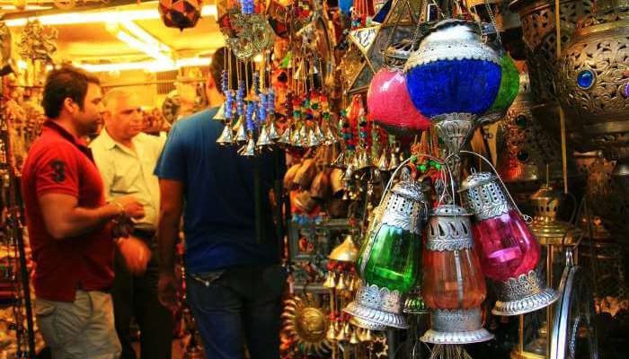 A shop selling antiques in Janpath Market