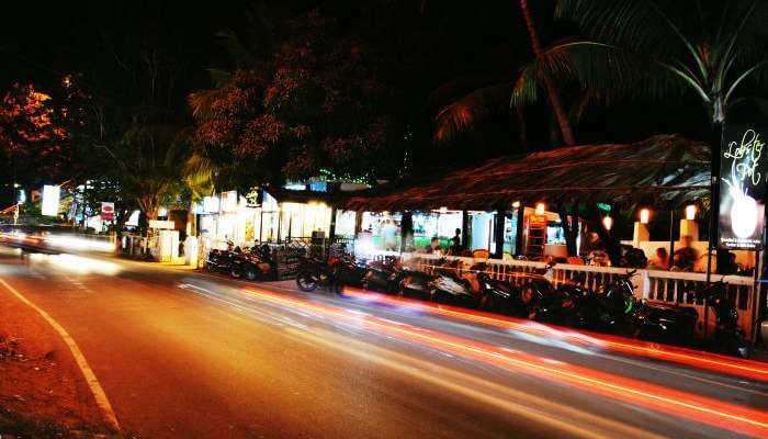 Night rides the roads of Goa