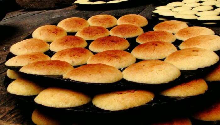 The awesome food of Delhi — Nan Khatai