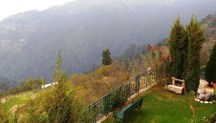 Terrace stays in Kanatal of Uttarakhand - One of the most unexplored places in India